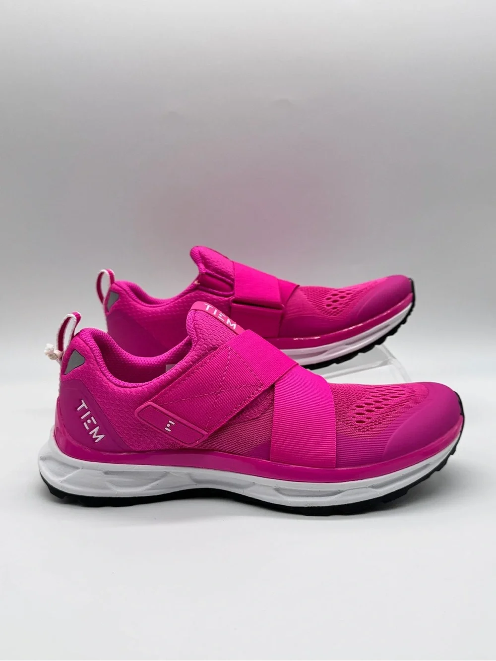 TIEM Slipstream Triple Knockout Pink Cycling Shoes Size 6.5 NIB BCRF Spin New